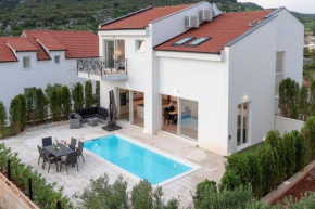 Luxury villa with a swimming pool Hvar - 15992